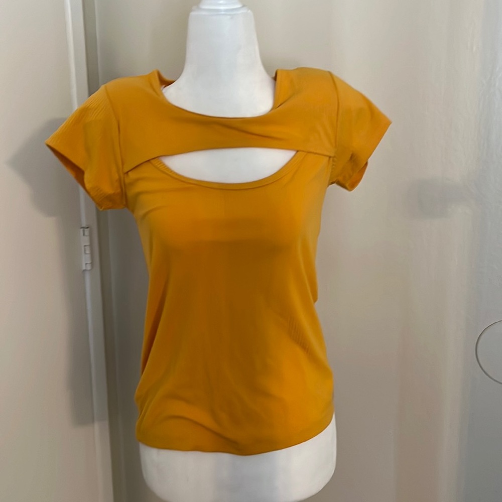 NWT Mustard yellow cutout top